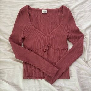 Aritzia Wilfred dark pink ribbed long sleeve top with bow tie